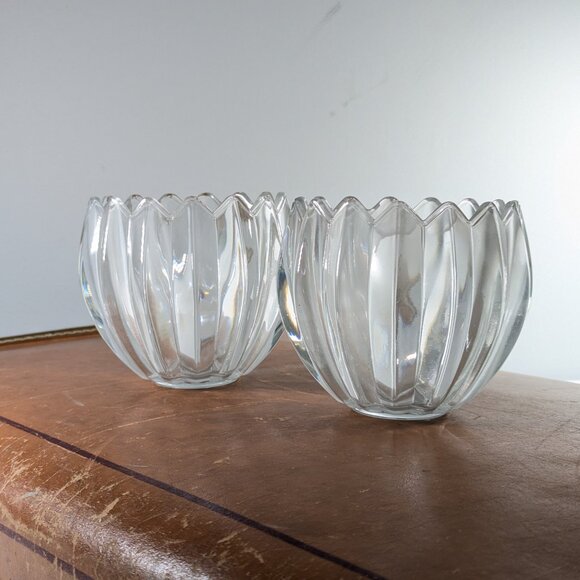 Set of 2 heavy glass tealight holders, lotus flower solid glass small vases - Picture 1 of 6